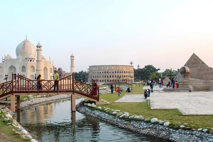 Best Tourist Places to Visit in Kolkata
