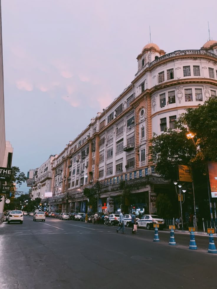 Best Tourist Places to Visit in Kolkata