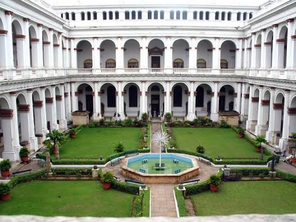 Best Tourist Places to Visit in Kolkata
